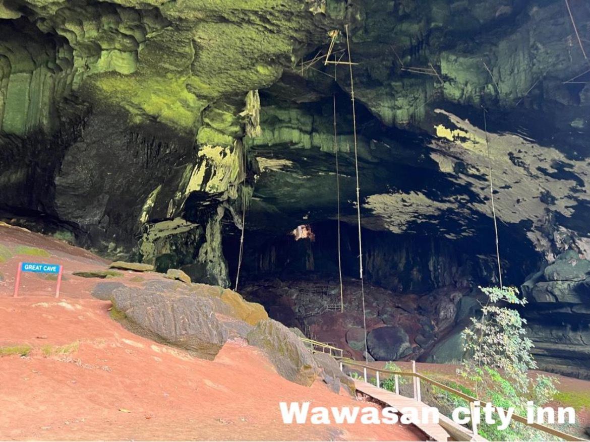 Wawasan City Inn Batu Niah Exterior photo