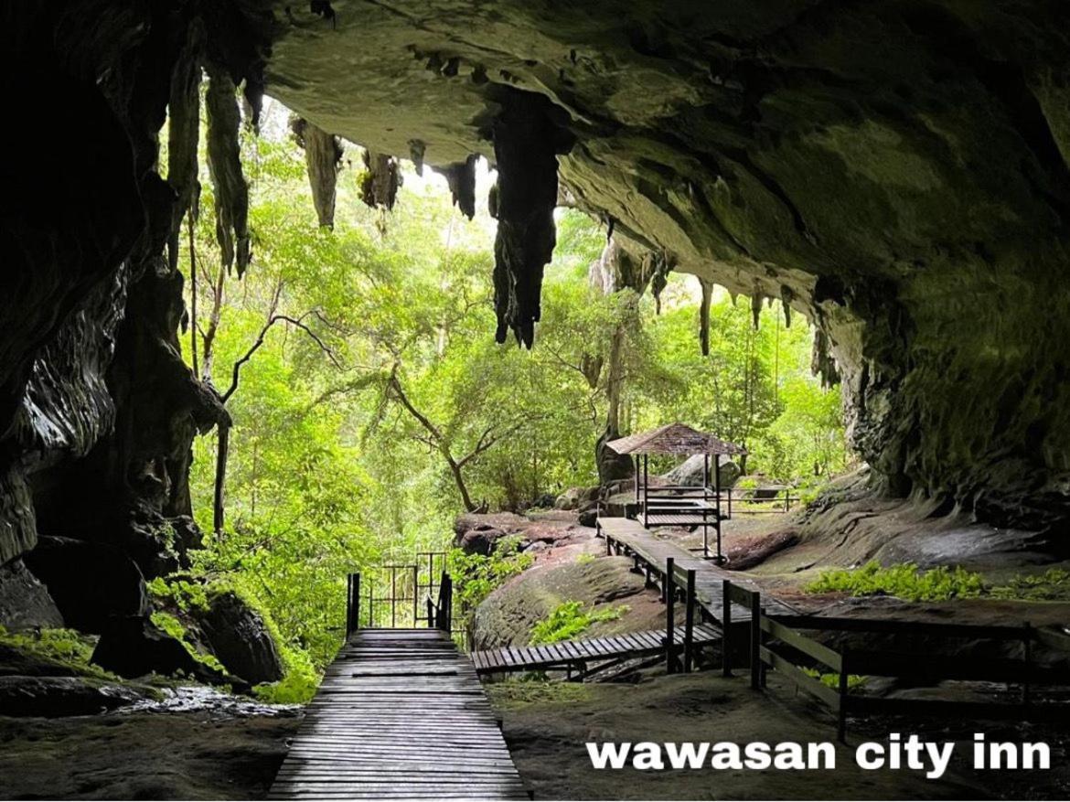 Wawasan City Inn Batu Niah Exterior photo