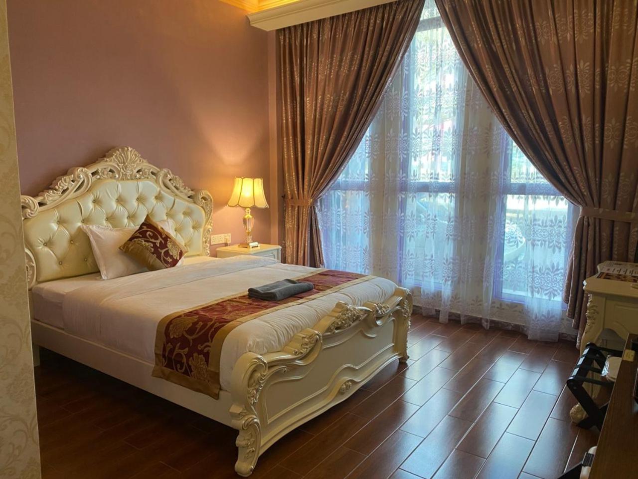 Wawasan City Inn Batu Niah Exterior photo